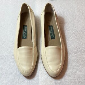 Easy Spirit Ivory Leather Slip-On Loafers